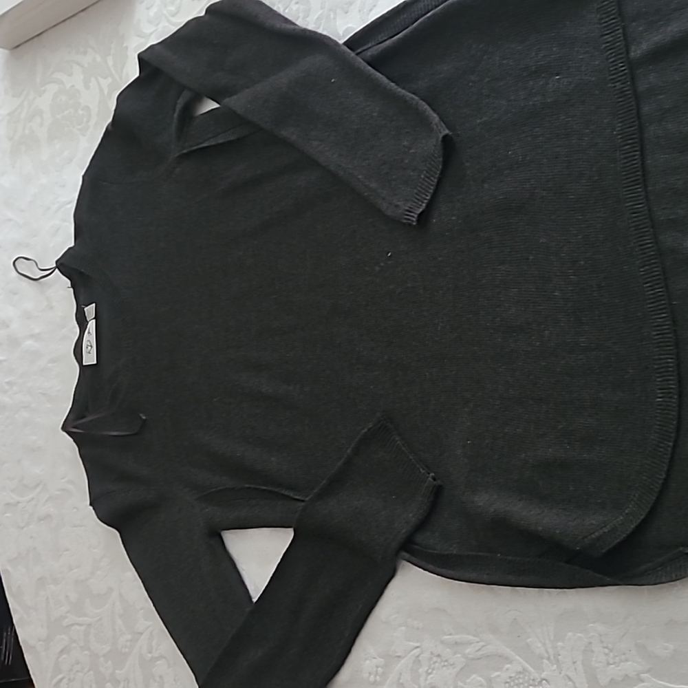 Long Grey Cardigan - Picture 3 of 4